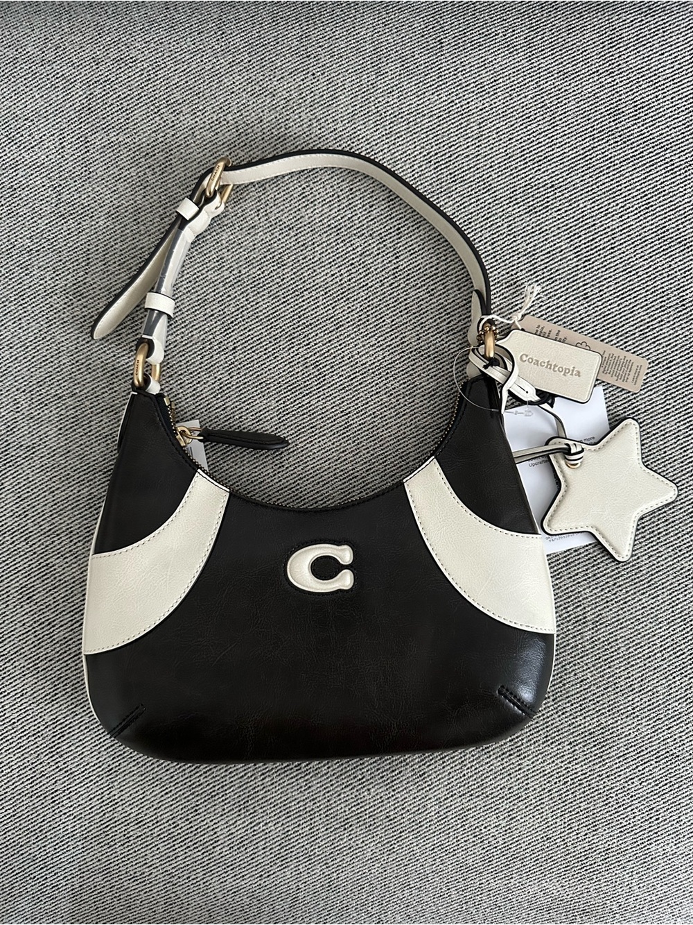 NWT Coach Bowling Flat Hobo Shoulder Bag CFM94 Black & White